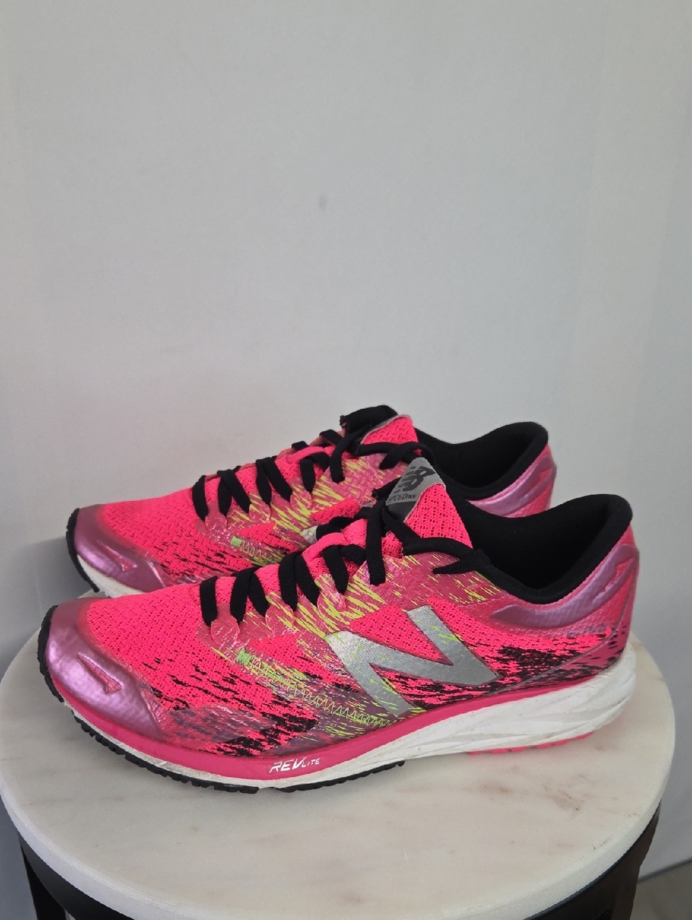 New Balance Women's Speedride Strobe Pink & Silver Running Shoes Size 7.5